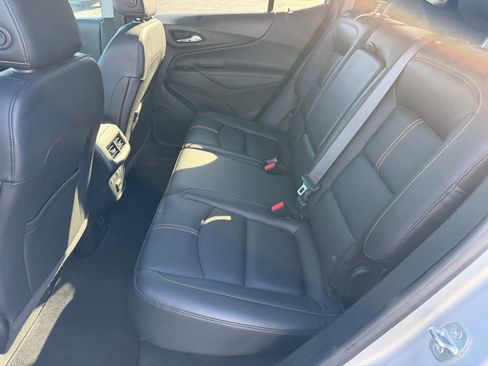 Used 2022 Chevrolet Equinox Premier image 8