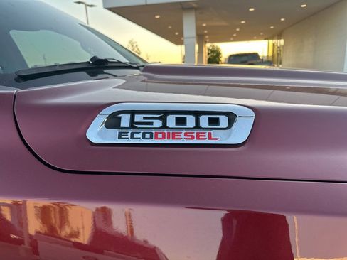 Used 2022 RAM 1500 Laramie AWD/4WD image 5
