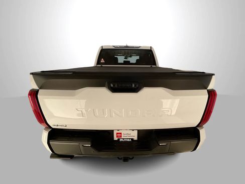 Used 2025 Toyota Tundra SR5 w/ SR5 Premium Package AWD/4WD image 7