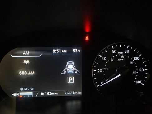 Used 2021 Nissan Kicks SV FWD image 23