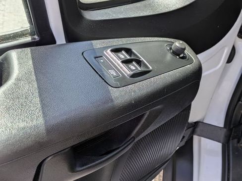 Used 2023 RAM ProMaster 2500 FWD image 16