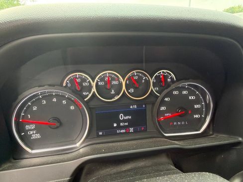 Used 2021 Chevrolet Silverado 1500 LT Trail Boss w/ Convenience Package II AWD/4WD image 11