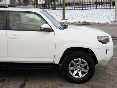 Used 2015 Toyota 4Runner Trail Premium image 10