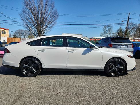 Used 2025 Honda Accord Sport image 7