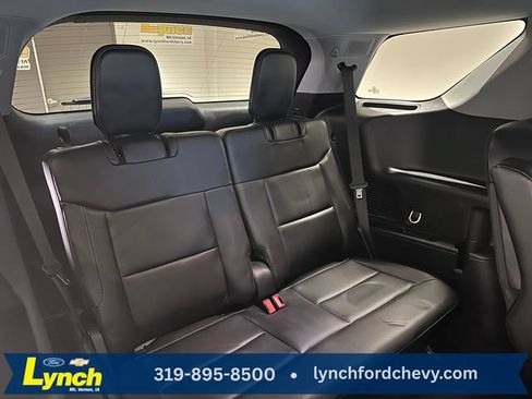 Used 2024 Ford Explorer XLT w/ Equipment Group 202A AWD/4WD image 21