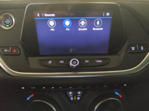 Used 2021 Chevrolet Blazer LT FWD image 25