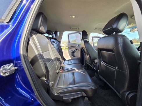 Used 2015 Ford Escape SE w/ Equipment Group 201A AWD/4WD image 17