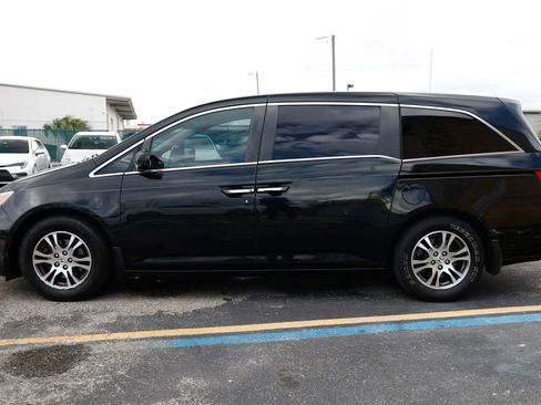Used 2013 Honda Odyssey EX-L image 3