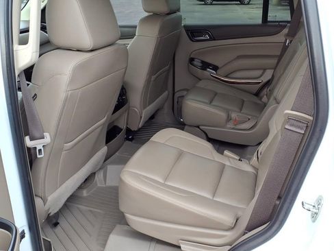 Used 2020 GMC Yukon SLT image 30