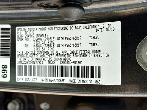 Used 2019 Toyota Tacoma TRD Sport AWD/4WD image 33