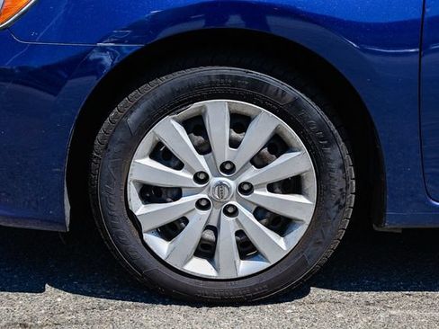 Used 2019 Nissan Sentra S FWD image 11