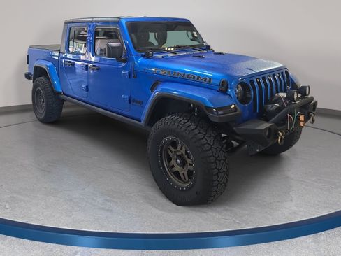 Used 2022 Jeep Gladiator Sport AWD/4WD image 4