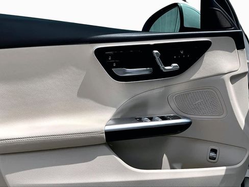 Certified 2023 Mercedes-Benz C 300 Sedan image 21