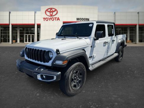 Used 2024 Jeep Gladiator Sport AWD/4WD image 1