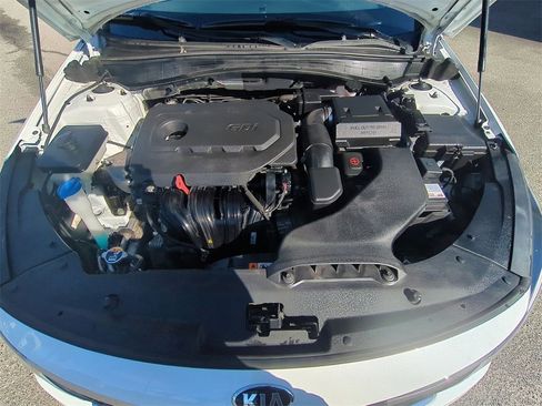 Used 2020 Kia Optima S image 28