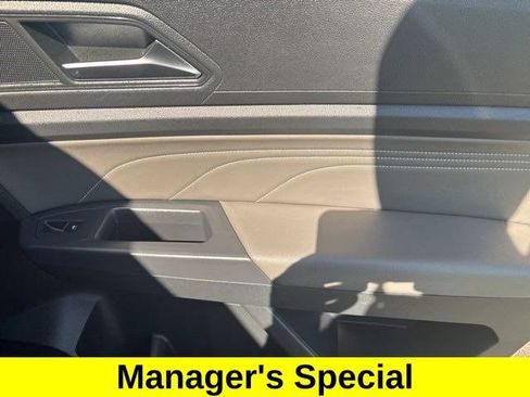 Used 2021 Volkswagen Atlas Cross Sport SEL Premium R-Line AWD/4WD image 38