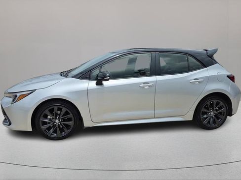 Used 2024 Toyota Corolla XSE FWD image 2