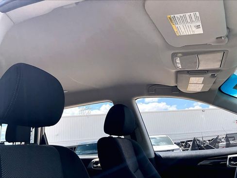 Used 2017 Nissan Pathfinder S image 14