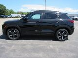 Used 2023 Chevrolet TrailBlazer RS w/ Technology Package image 2