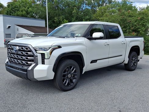 Certified 2024 Toyota Tundra Platinum AWD/4WD image 3