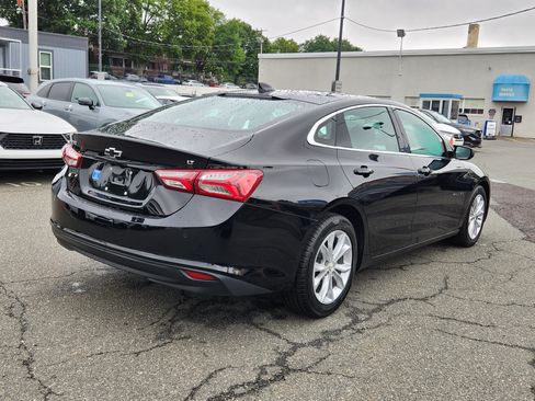 Used 2022 Chevrolet Malibu LT FWD image 4