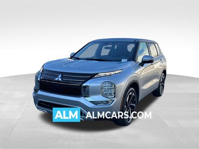 Used 2024 Mitsubishi Outlander SE
