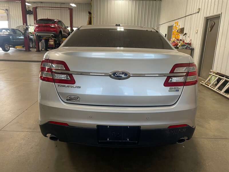 Used 2017 Ford Taurus SEL w/ Equipment Group 201A AWD/4WD image 24