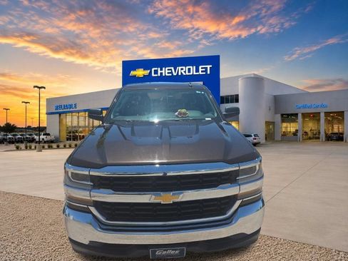 Used 2018 Chevrolet Silverado 1500 W/T w/ WT Convenience Package RWD image 10
