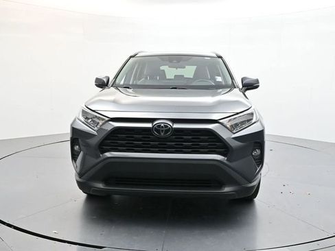 Used 2020 Toyota RAV4 XLE Premium image 2