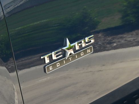 Used 2020 Chevrolet Silverado 2500 LTZ w/ LTZ Texas Edition AWD/4WD image 40
