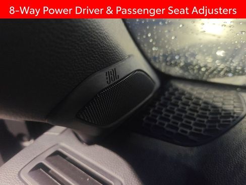 Used 2024 Toyota Tacoma TRD Off-Road w/ TRD Off Road Upgrade Package image 10