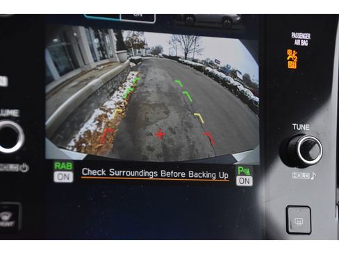 Used 2023 Subaru Outback Limited image 23