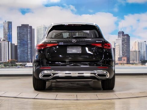 Certified 2025 Mercedes-Benz GLC 350e GLC 350e image 11