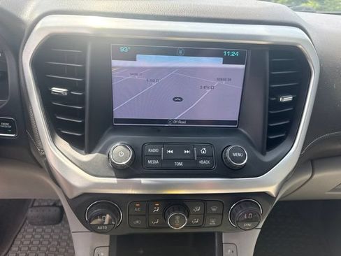 Used 2017 GMC Acadia SLT FWD image 9