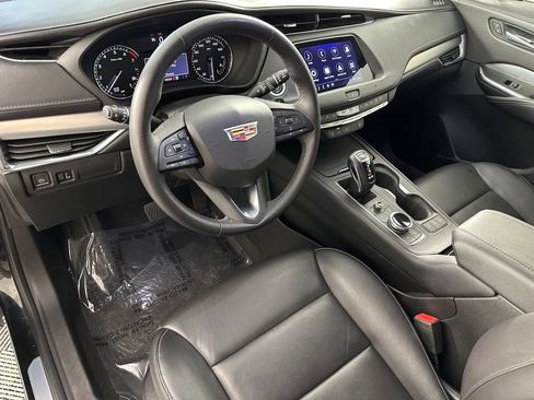 Used 2019 Cadillac XT4 Premium Luxury AWD/4WD image 14