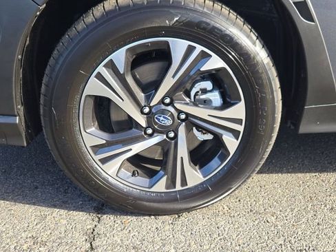New 2025 Subaru Crosstrek 2.0i Premium image 19