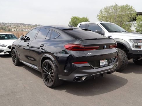 Certified 2025 BMW X6 xDrive40i w/ Premium Package AWD/4WD image 4