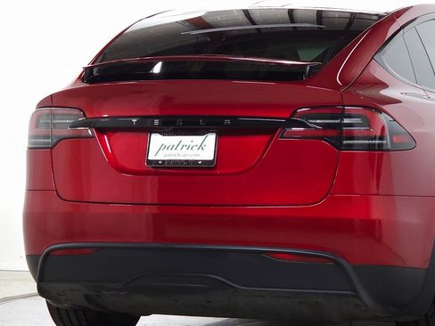 Used 2023 Tesla Model X image 8