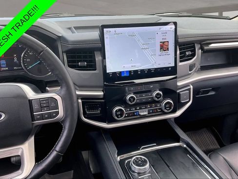 Used 2024 Ford Expedition XLT RWD image 9