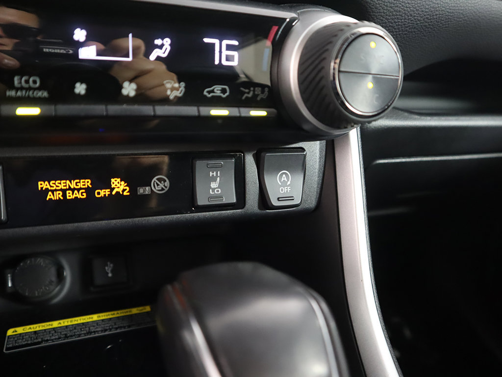 Used 2021 Toyota RAV4 XLE Premium AWD/4WD image 54