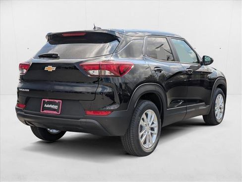 New 2026 Chevrolet TrailBlazer LS w/ LS Convenience Package image 2