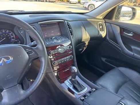 Used 2017 INFINITI QX50 2WD w/ Deluxe Touring Package image 20