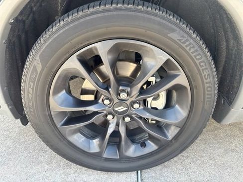 Used 2025 Dodge Durango GT w/ Blacktop Package RWD image 2