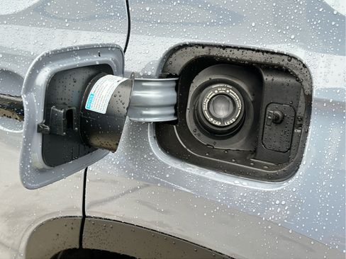 New 2025 Honda Pilot TrailSport image 17