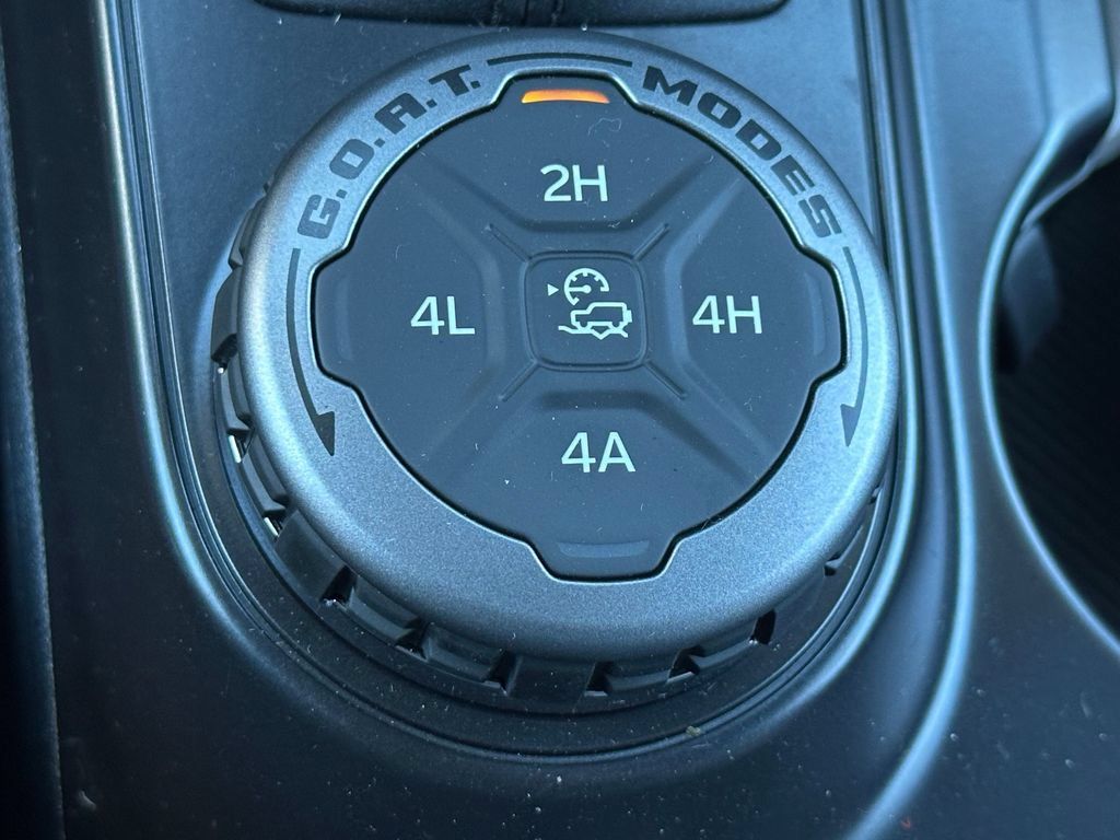 New 2024 Ford Bronco Outer Banks AWD/4WD image 28
