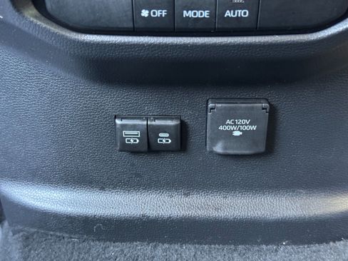 Used 2024 Toyota Sequoia Limited AWD/4WD image 37