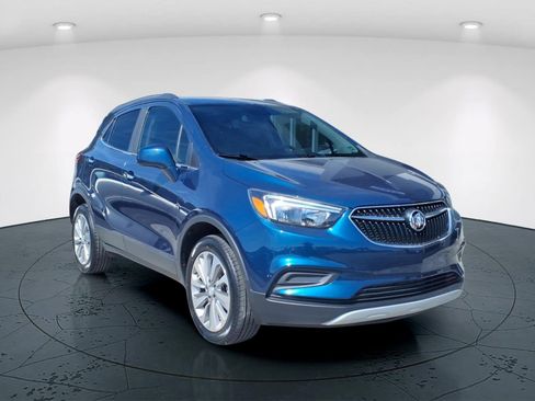Used 2020 Buick Encore Preferred w/ Safety Package AWD/4WD image 1