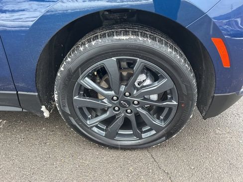 Used 2022 Chevrolet Equinox RS image 4