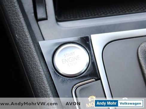 Used 2018 Volkswagen GTI SE image 31