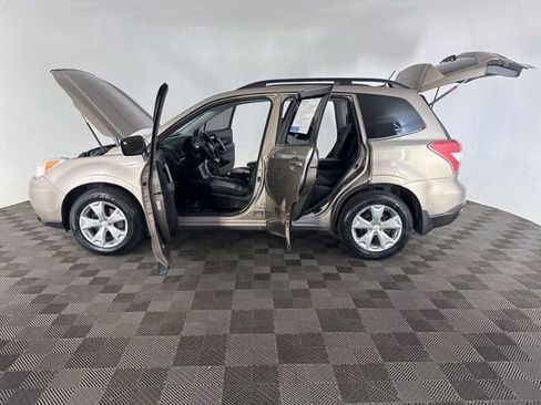Used 2014 Subaru Forester 2.5i Touring AWD/4WD image 11